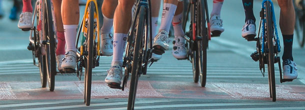 Radsport-Stars kämpfen für Position bei der Tour de France